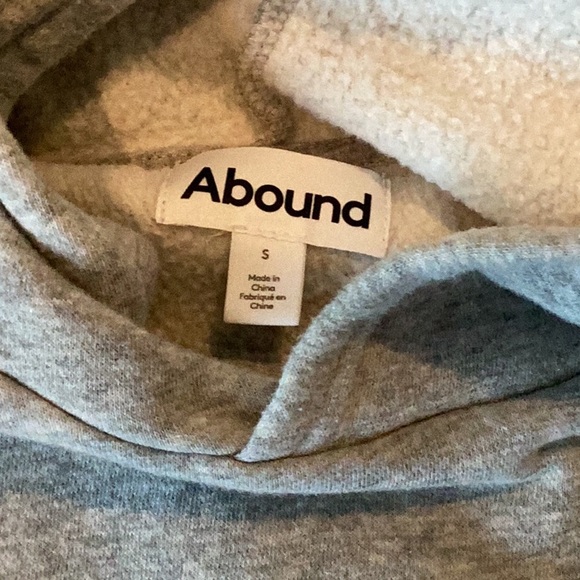 EUC Abound hoodie - Picture 3 of 3